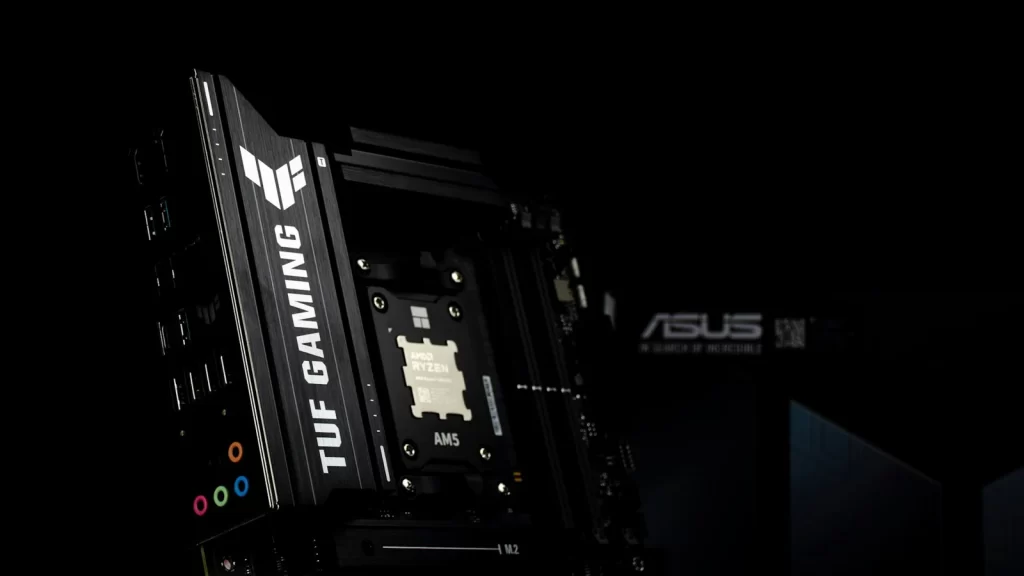 ASUS TUF Gaming B850-Plus WiFi, cu radiatorul VRM și socketul AM5